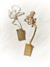 Load image into Gallery viewer, AMULETS + TALISMANS major arcana tarot necklace