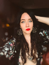 Load image into Gallery viewer, PENTACLES earrings